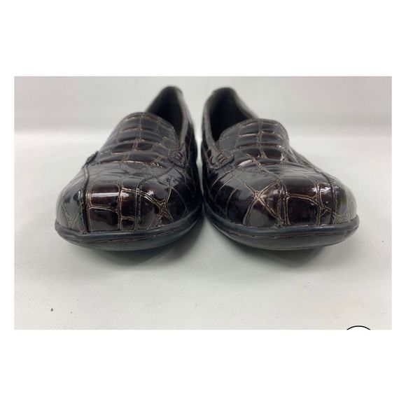 Clarks Sz 10 BrownAlligator Bendables Women's Loafer - Picture 3 of 11